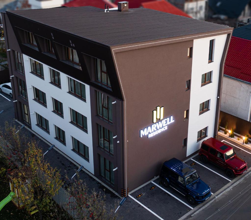 Deluxe Aparthotel Marwell Residence Suceava Exterior foto